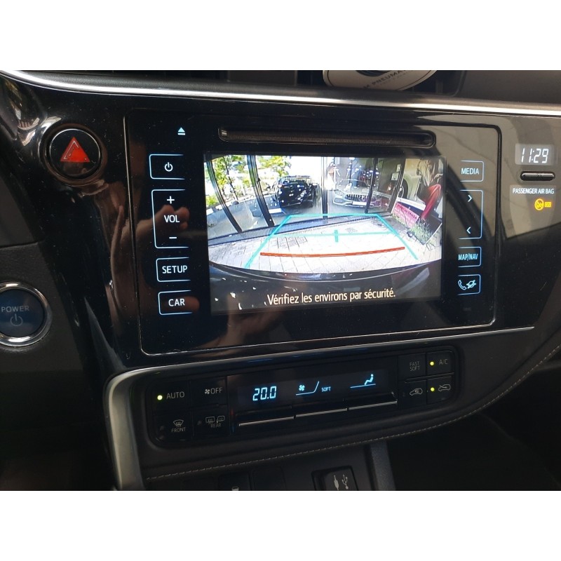 TOYOTA AURIS TOURING SPORTS Hybride 136h Dynamic UNIQUEMENT POUR VTC ET PRO