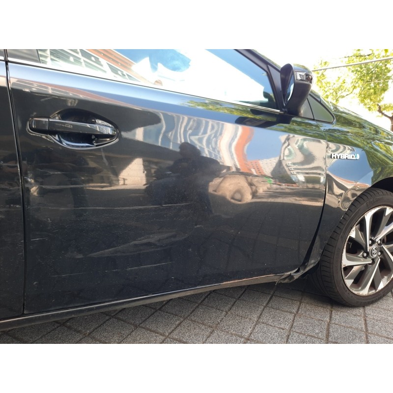 TOYOTA AURIS TOURING SPORTS Hybride 136h Dynamic UNIQUEMENT POUR VTC ET PRO