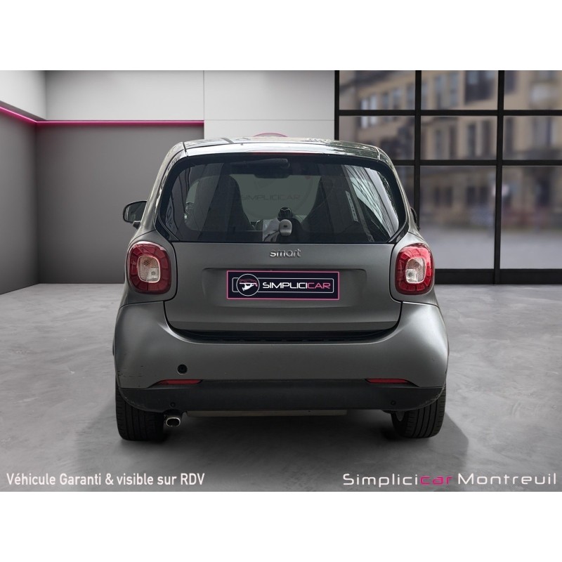 SMART FORTWO COUPE 0.9 90 ch SS BA6 Prime Toit pano sièges chauffants Camera Sort de révision Garantie 12 mois