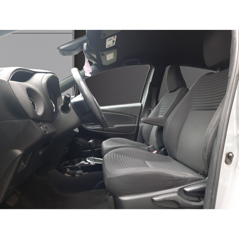 TOYOTA YARIS HYBRIDE MC2 100h Collection