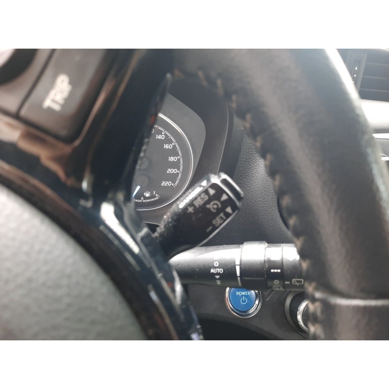 TOYOTA YARIS HYBRIDE MC2 100h Collection