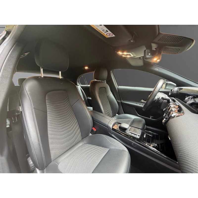 MERCEDES CLASSE A BUSINESS 180 7G-DCT Business Line/GARANTIE 12 MOOIS/TRES BIEN ENTRETENUE/ENTRETIEN COMPLET