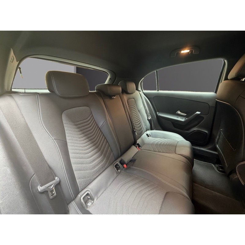 MERCEDES CLASSE A BUSINESS 180 7G-DCT Business Line/GARANTIE 12 MOOIS/TRES BIEN ENTRETENUE/ENTRETIEN COMPLET