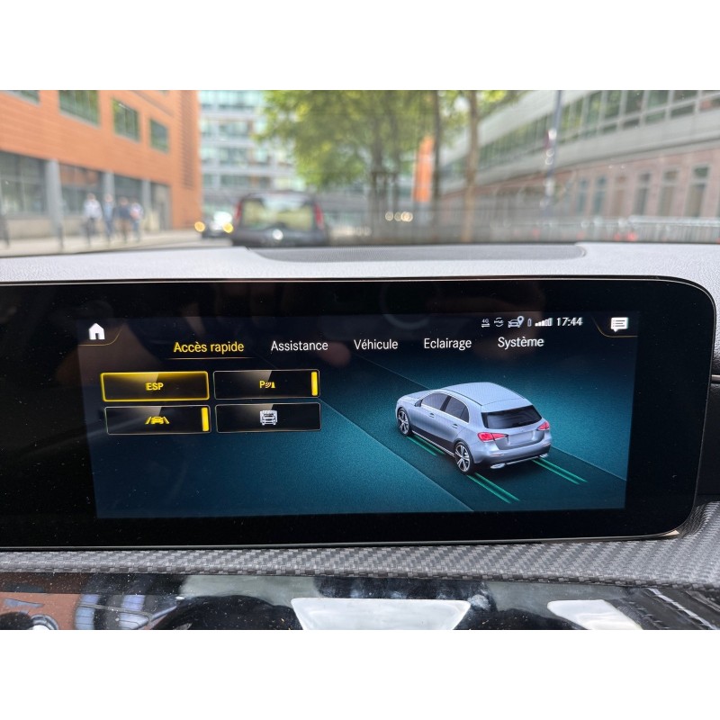 MERCEDES CLASSE A BUSINESS 180 7G-DCT Business Line/GARANTIE 12 MOOIS/TRES BIEN ENTRETENUE/ENTRETIEN COMPLET