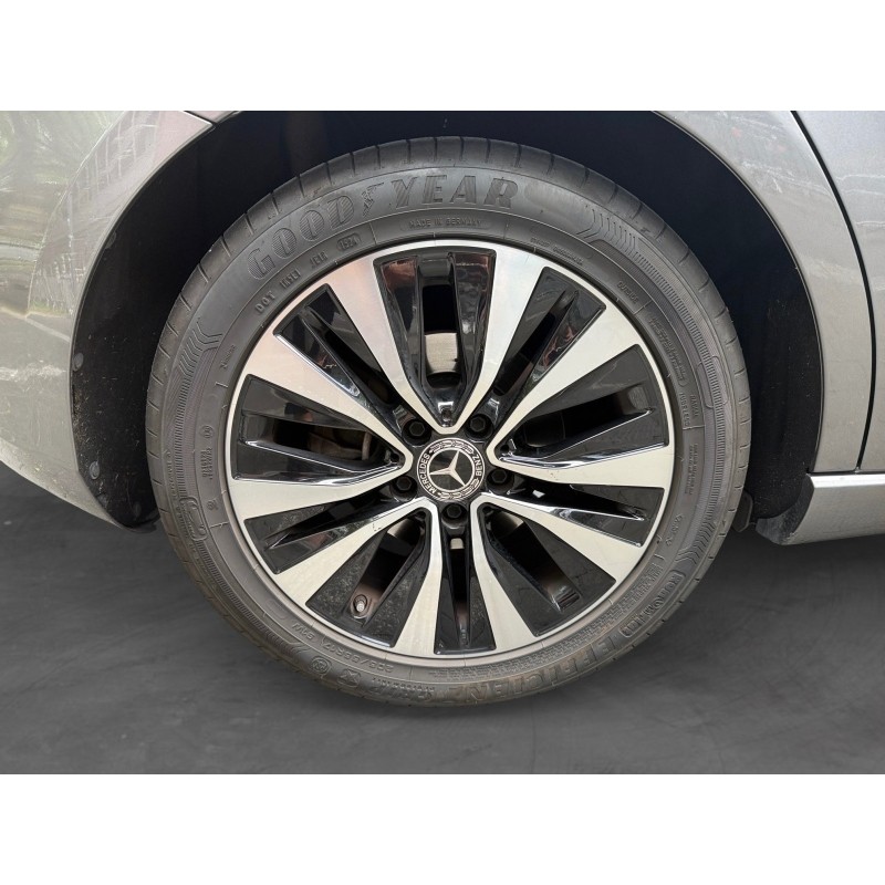 MERCEDES CLASSE A BUSINESS 180 7G-DCT Business Line/GARANTIE 12 MOOIS/TRES BIEN ENTRETENUE/ENTRETIEN COMPLET