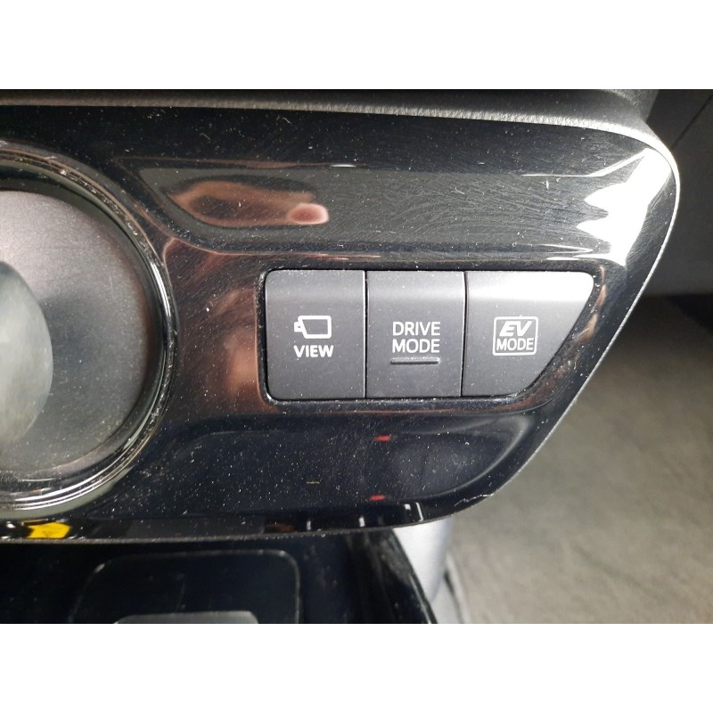 TOYOTA PRIUS HYBRIDE MY21 Dynamic Pack Premium JBL KEYLESS CUIR