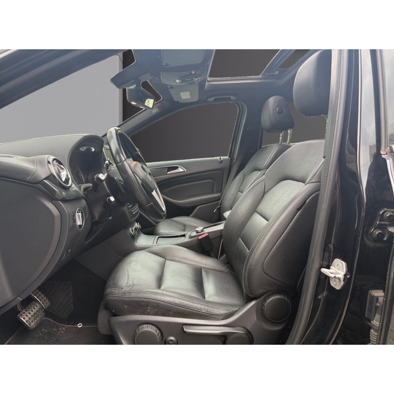 MERCEDES CLASSE B 180 CDI Fascination 7-G DCT A Toit Ouvrant Camera Garantie 12 mois