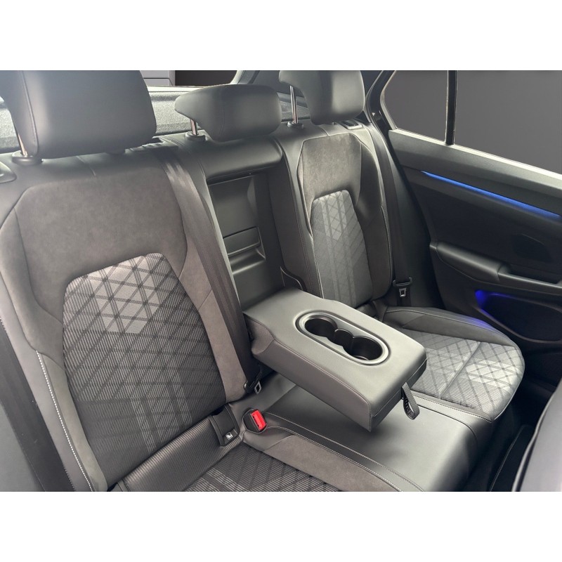 VOLKSWAGEN GOLF 2.0 TDI SCR 150 DSG7 R-Line