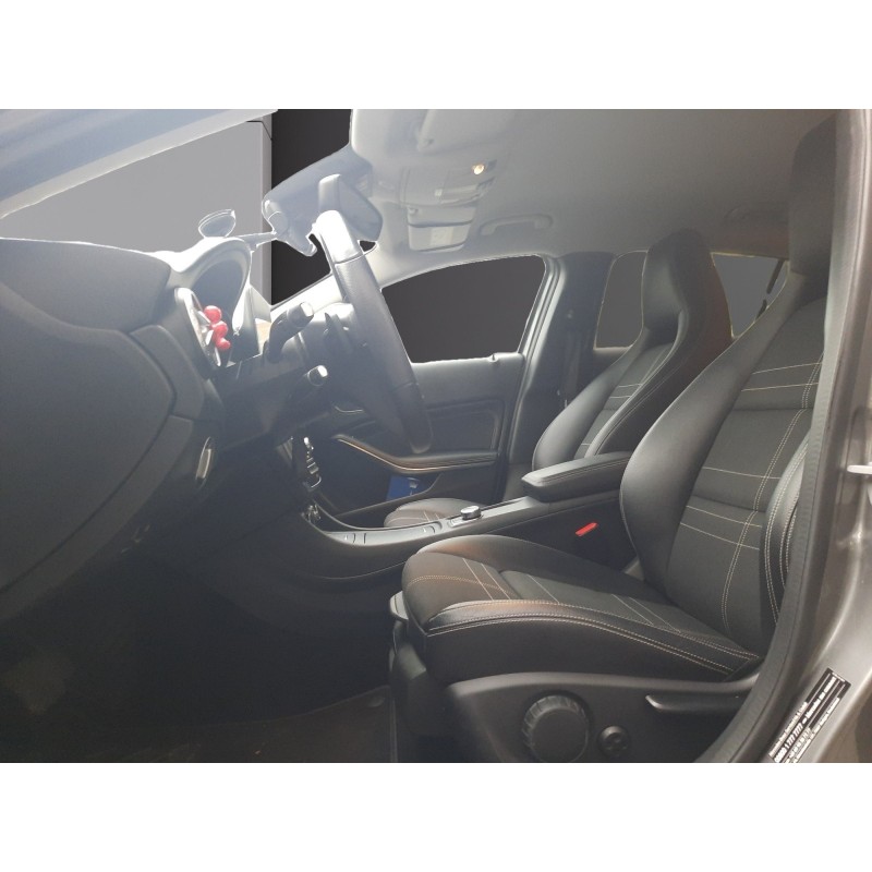 MERCEDES GLA 200 7-G DCT Sensation