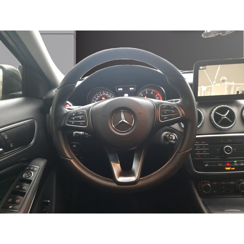 MERCEDES GLA 200 7-G DCT Sensation