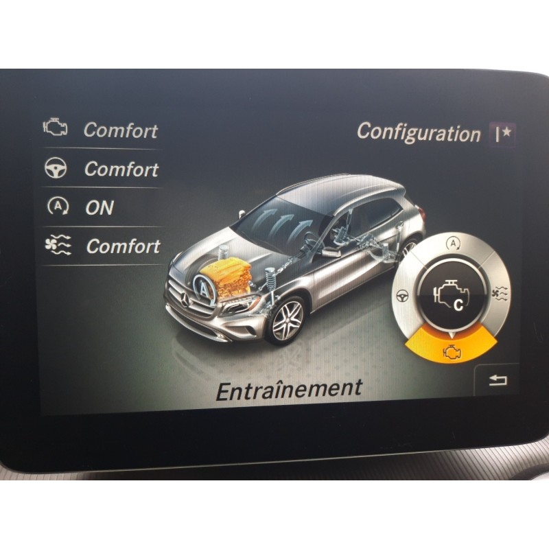 MERCEDES GLA 200 7-G DCT Sensation