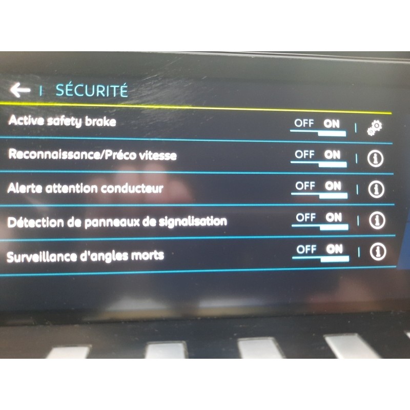 PEUGEOT 508 SW Hybrid 225 e-EAT8 Allure pack