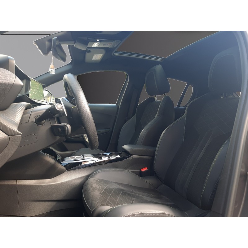PEUGEOT 208 PureTech 130 SS EAT8 GT Pack