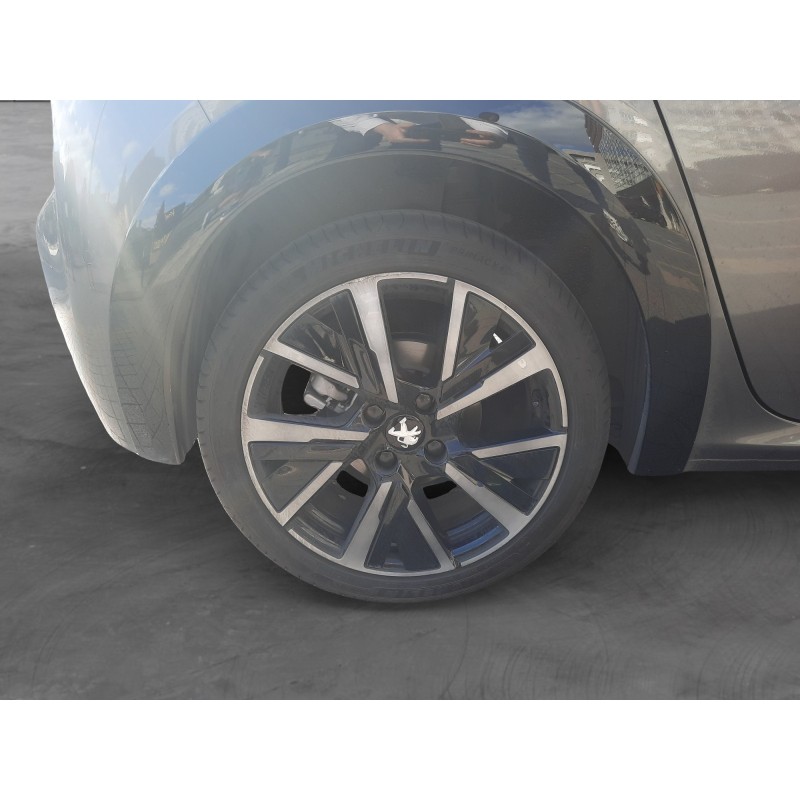 PEUGEOT 208 PureTech 130 SS EAT8 GT Pack