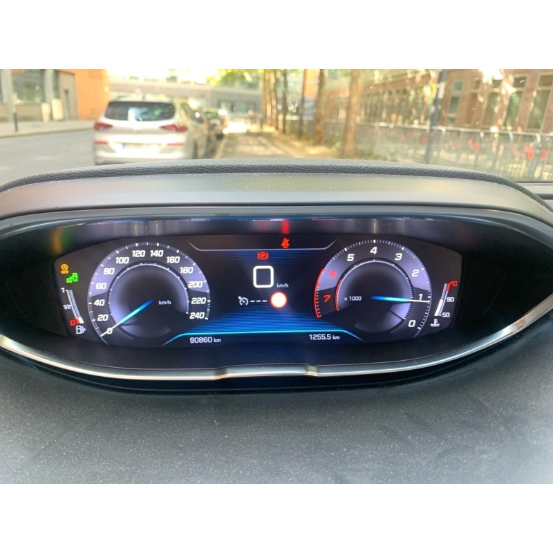 PEUGEOT 5008 PureTech 130ch SS BVM6 Allure 7 PLACES COURROIE CHANGEE CAMERA CAR PLAY ENTRETIENS PEUGEOT GARANTIE 12 MOIS