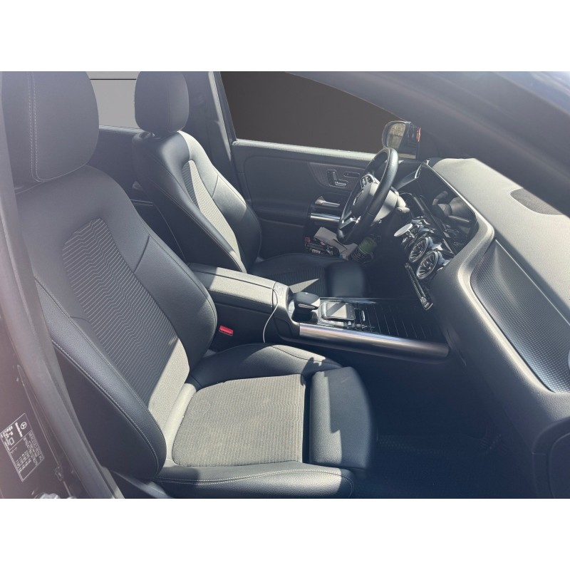 MERCEDES GLA 250 e 8G-DCT Progressive Line