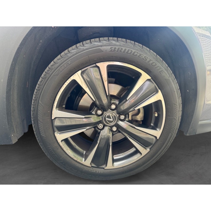 LEXUS  UX 184 PREMIUM