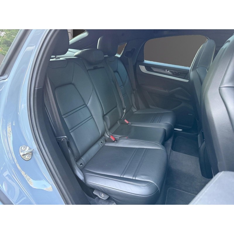PORSCHE CAYENNE COUPE E-Hybrid 3.0 V6 519 ch Tiptronic BVA Black Edition // TVA // LOA