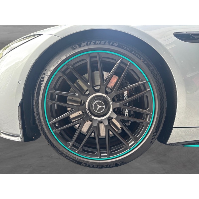MERCEDES AMG SL 63 AMG 585CV speedshift MCT 4MATIC MOTORS COLLECTOR EDITION 1 of 100 PETRONAS