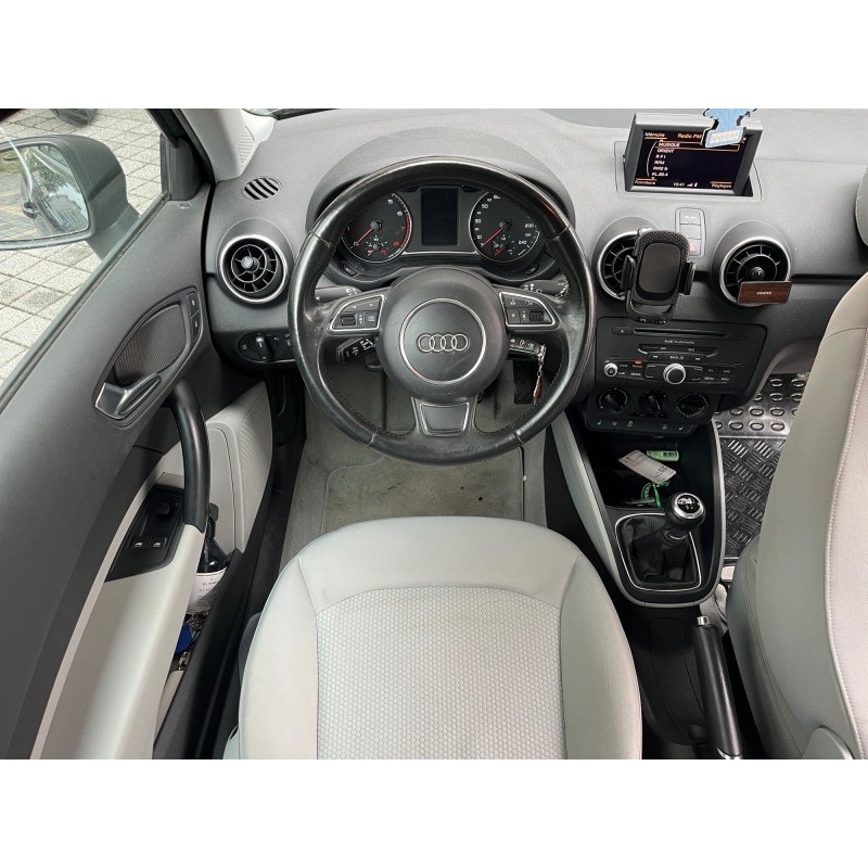 AUDI A1 A1 1.2 TFSI 86 Ambition, Sièges chauffant