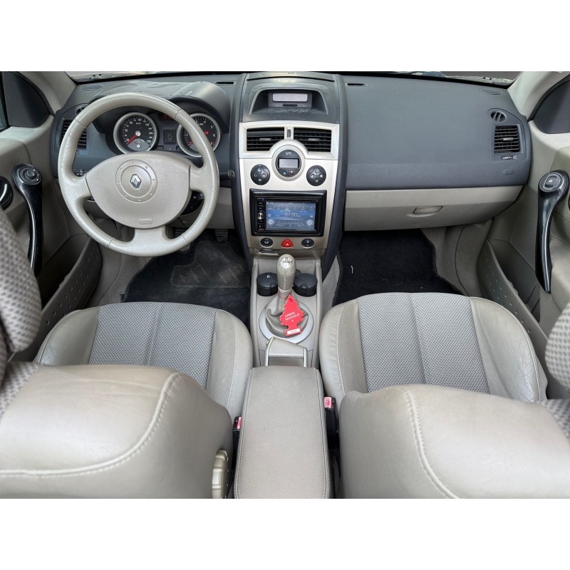 RENAULT MEGANE II CC CC 1.6 16V Confort Authentique Cabriolet