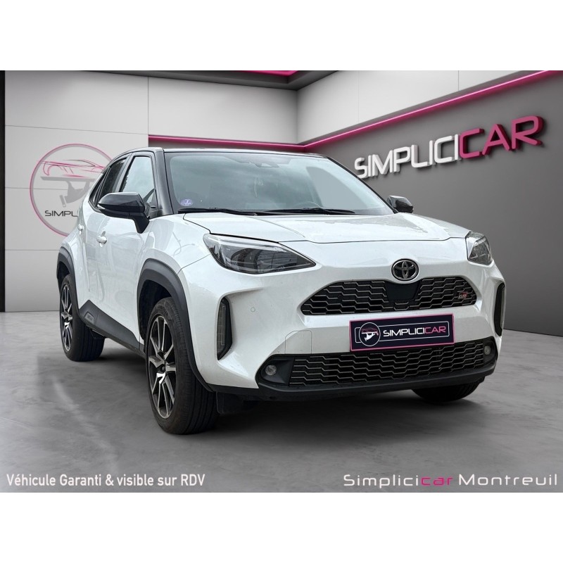 TOYOTA YARIS CROSS HYBRIDE MY22 116h 2WD GR SPORT/toit ouvrant/garantie 12 mois