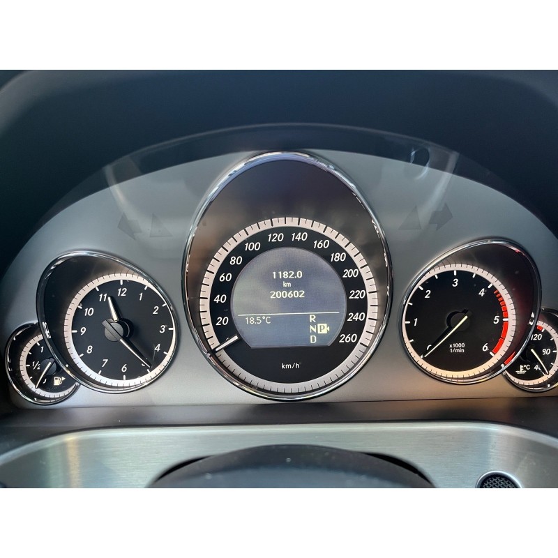 MERCEDES CLASSE E 350 CDI BlueEfficiency Avantgarde Executive A ENTRETIEN COMPLET