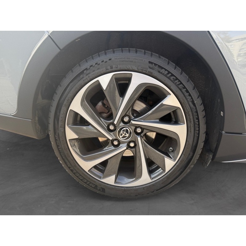 TOYOTA AURIS MY17 Hybride 136h Collection/garantie 12 mois/ suivi complet