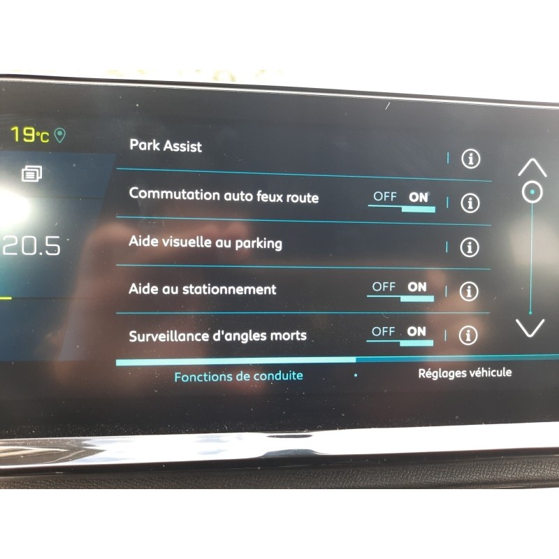 PEUGEOT 3008 Hybrid4 300 e-EAT8 GT