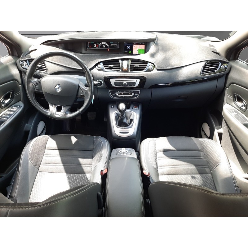 RENAULT SCENIC III dCi 130 Energy Bose Edition toit pano