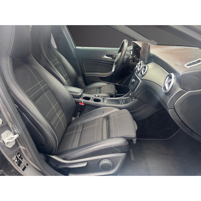 MERCEDES CLASSE GLA 200 d Inspiration 7-G DCT A Garantie 12 mois