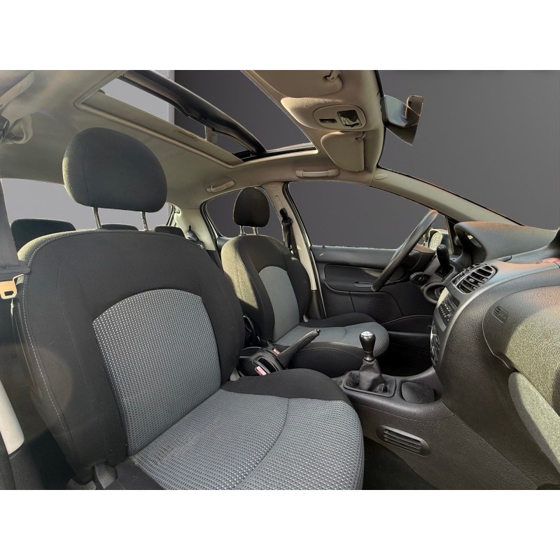 PEUGEOT 206 1.4e 16V Style/toit ouvrant/suivi, historique complet/garantie 12 mois