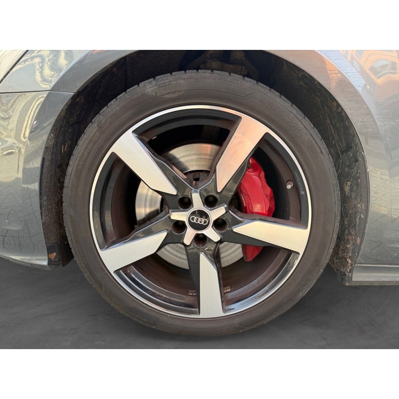 AUDI A6 AVANT 55 TFSIe 367 ch S tronic 7 Quattro Competition