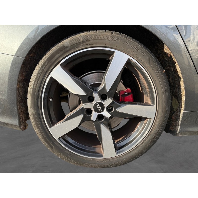 AUDI A6 AVANT 55 TFSIe 367 ch S tronic 7 Quattro Competition