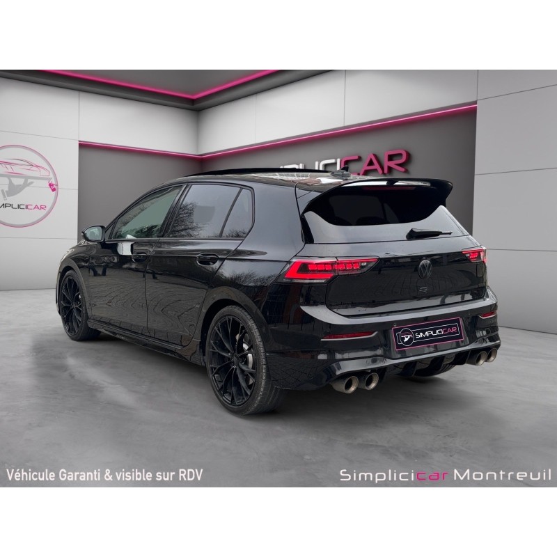 VOLKSWAGEN GOLF R 2.0 TSI 333 DSG7 AKRAPOVIC BLACK EDITION