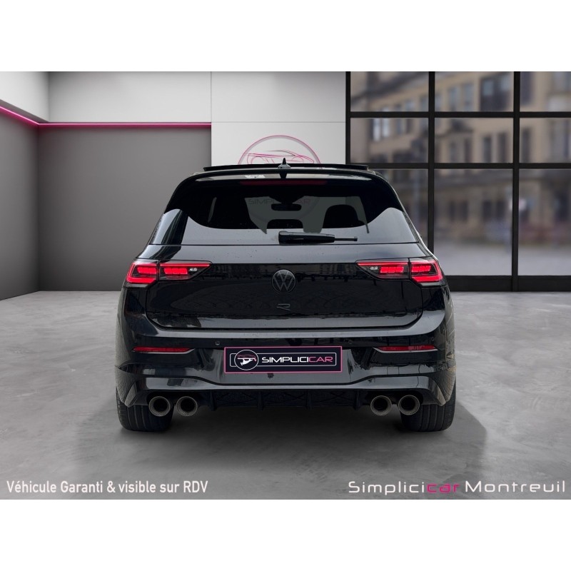 VOLKSWAGEN GOLF R 2.0 TSI 333 DSG7 AKRAPOVIC BLACK EDITION