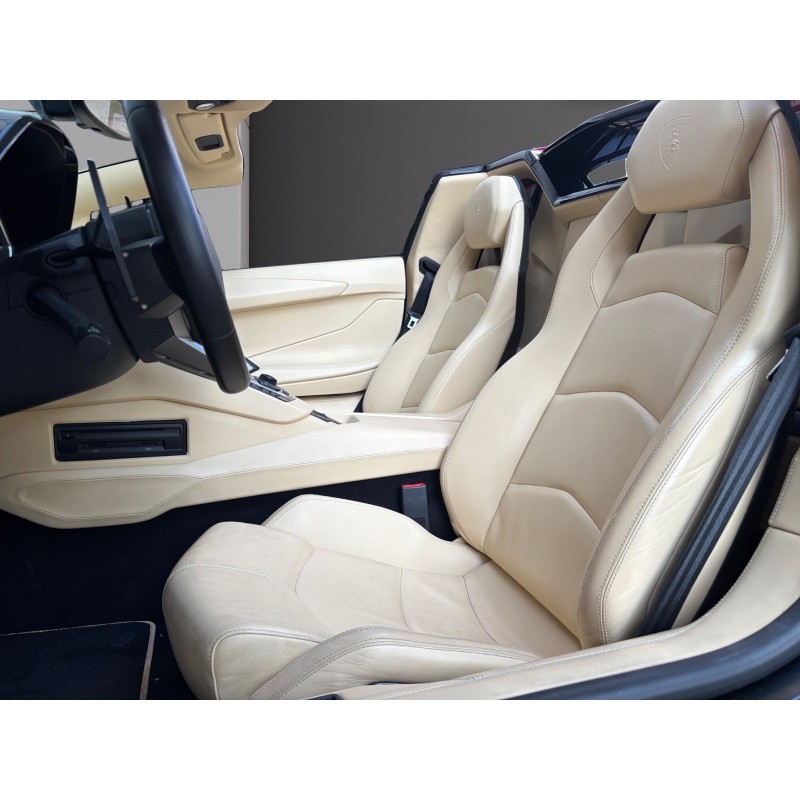 LAMBORGHINI AVENTADOR ROADSTER 6.5 V12 LP 700-4 SPYDER