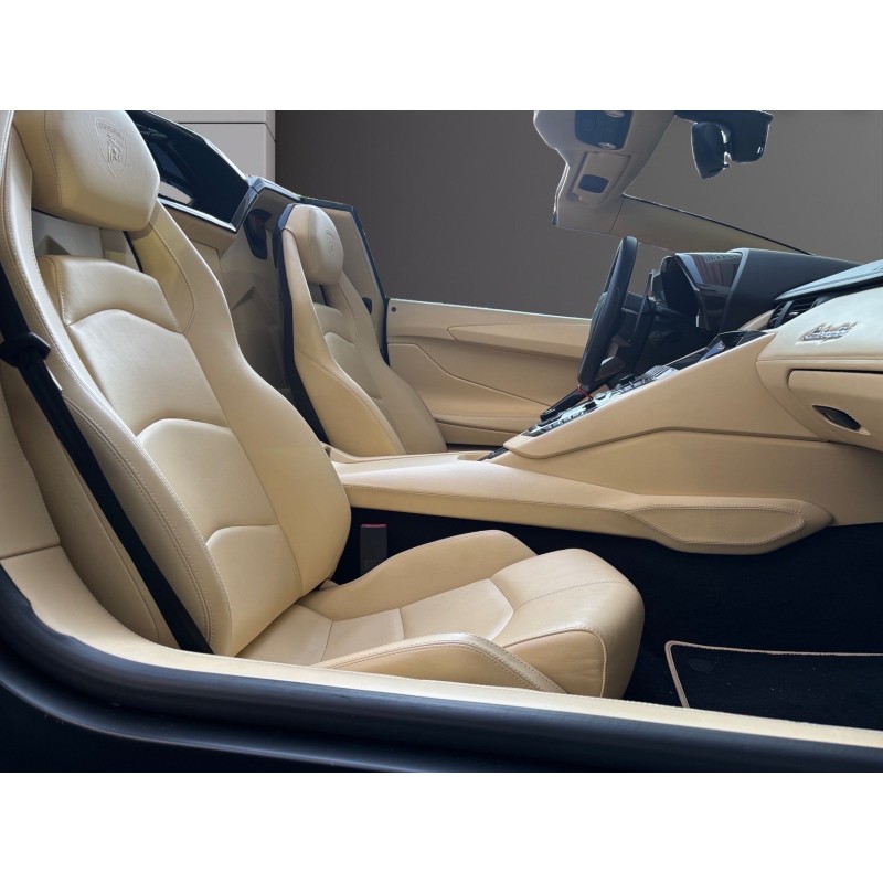 LAMBORGHINI AVENTADOR ROADSTER 6.5 V12 LP 700-4 SPYDER