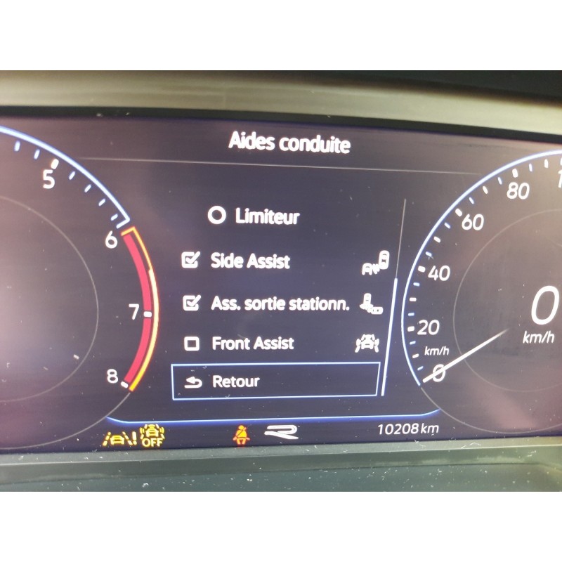 VOLKSWAGEN POLO 1.0 TSI 95 SS DSG7 R-Line