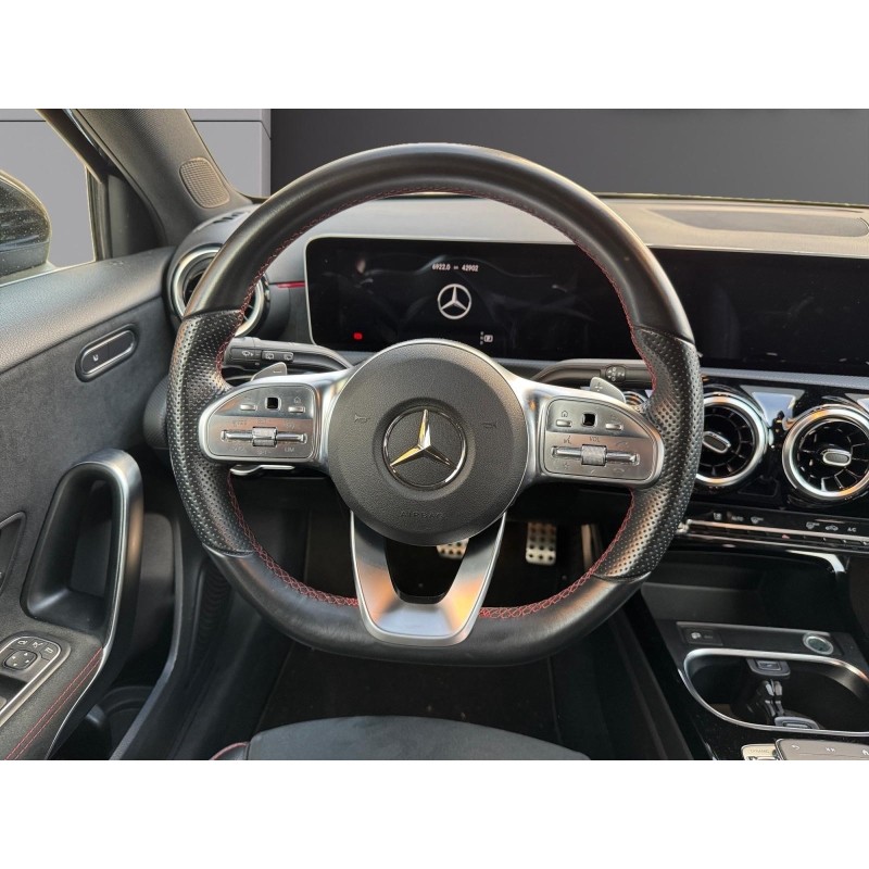 MERCEDES CLASSE A 220 7G-DCT AMG line entretien complet mercedes garantie 12 mois toit panoramique ouvrant sieges chauffants