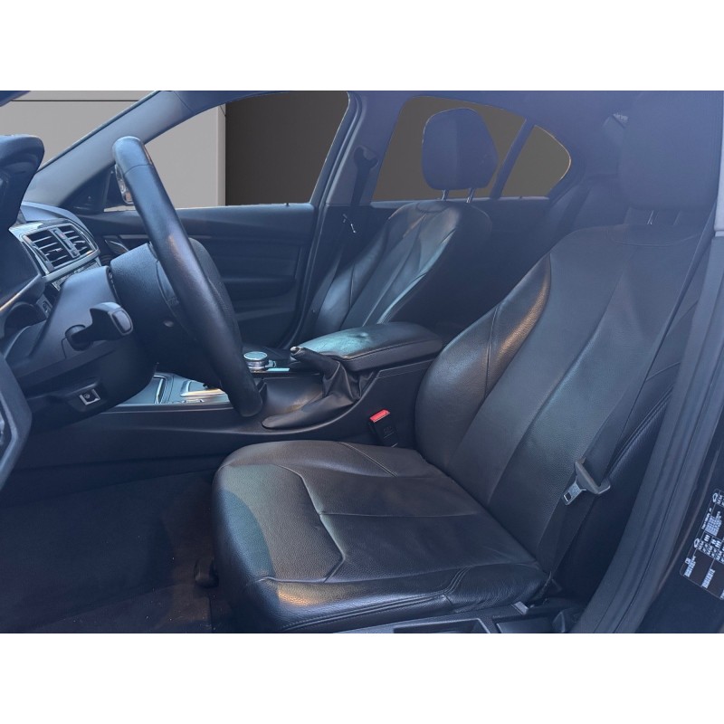 BMW SERIE 3 F30 318i 136ch garantie 12 mois harman kardon carplay sieges en cuir chauffants