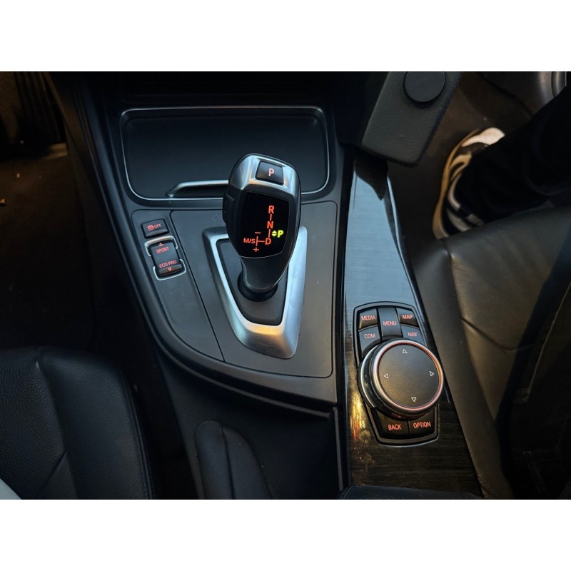 BMW SERIE 3 F30 318i 136ch garantie 12 mois harman kardon carplay sieges en cuir chauffants