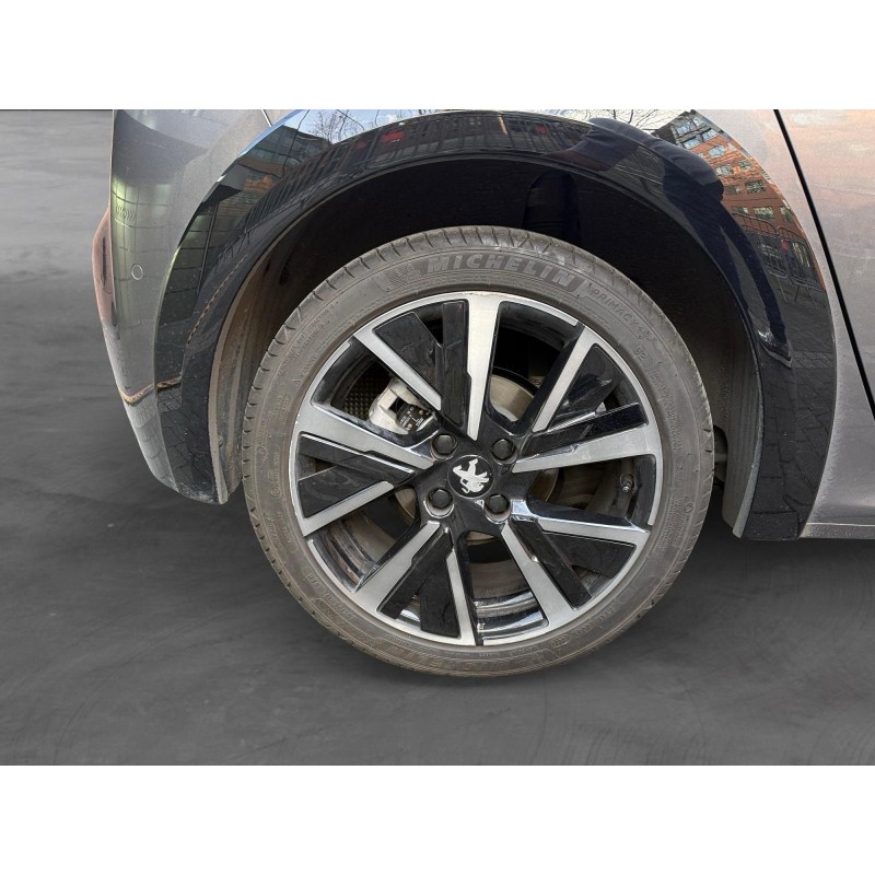 PEUGEOT 208 PureTech 130 SS EAT8 GT Pack