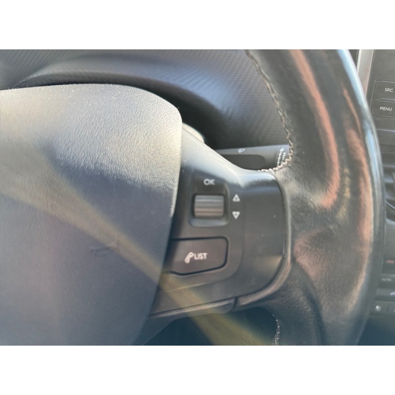 PEUGEOT 2008 1.6 BlueHDi 100ch BVM5 Allure garantie 12 mois