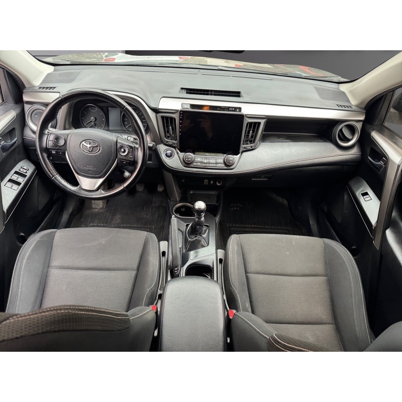 TOYOTA RAV4 BUSINESS 143 D-4D 2WD Dynamic Business