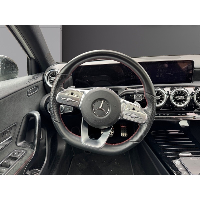 MERCEDES CLASSE A 250 e 8G-DCT AMG Line entretien complet mercedes carplay toit ouvrant garantie 12 mois