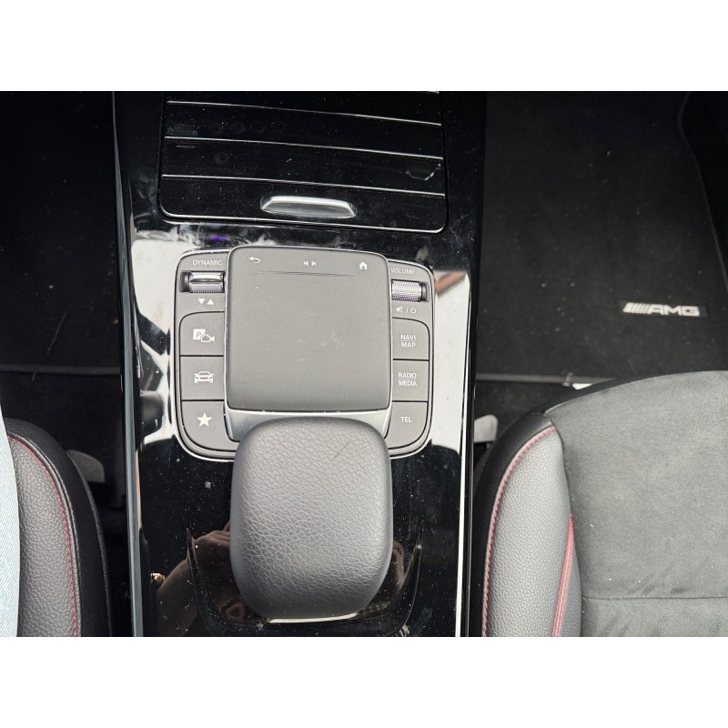 MERCEDES CLASSE A 250 e 8G-DCT AMG Line entretien complet mercedes carplay toit ouvrant garantie 12 mois