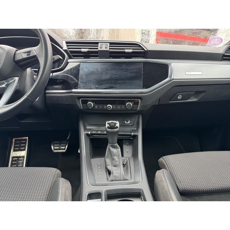 AUDI Q3 Q3 45 TFSIe 245 ch S tronic 6 S line entretien complet audi carplay toit panoramique ouvrant virtual cockpit garantie...