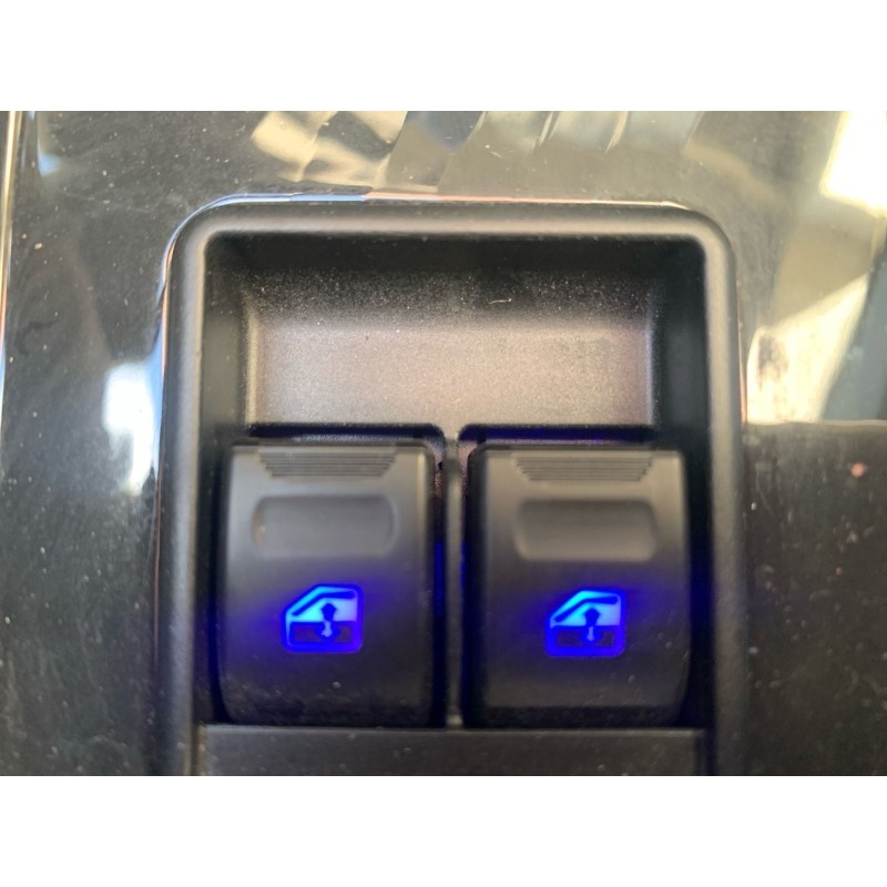 SIMPLICI S1 LA Voiture Sans permis  de SIMPLICICAR