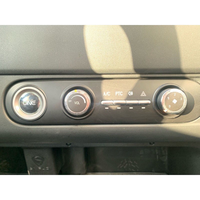 SIMPLICI S1 LA Voiture Sans permis  de SIMPLICICAR